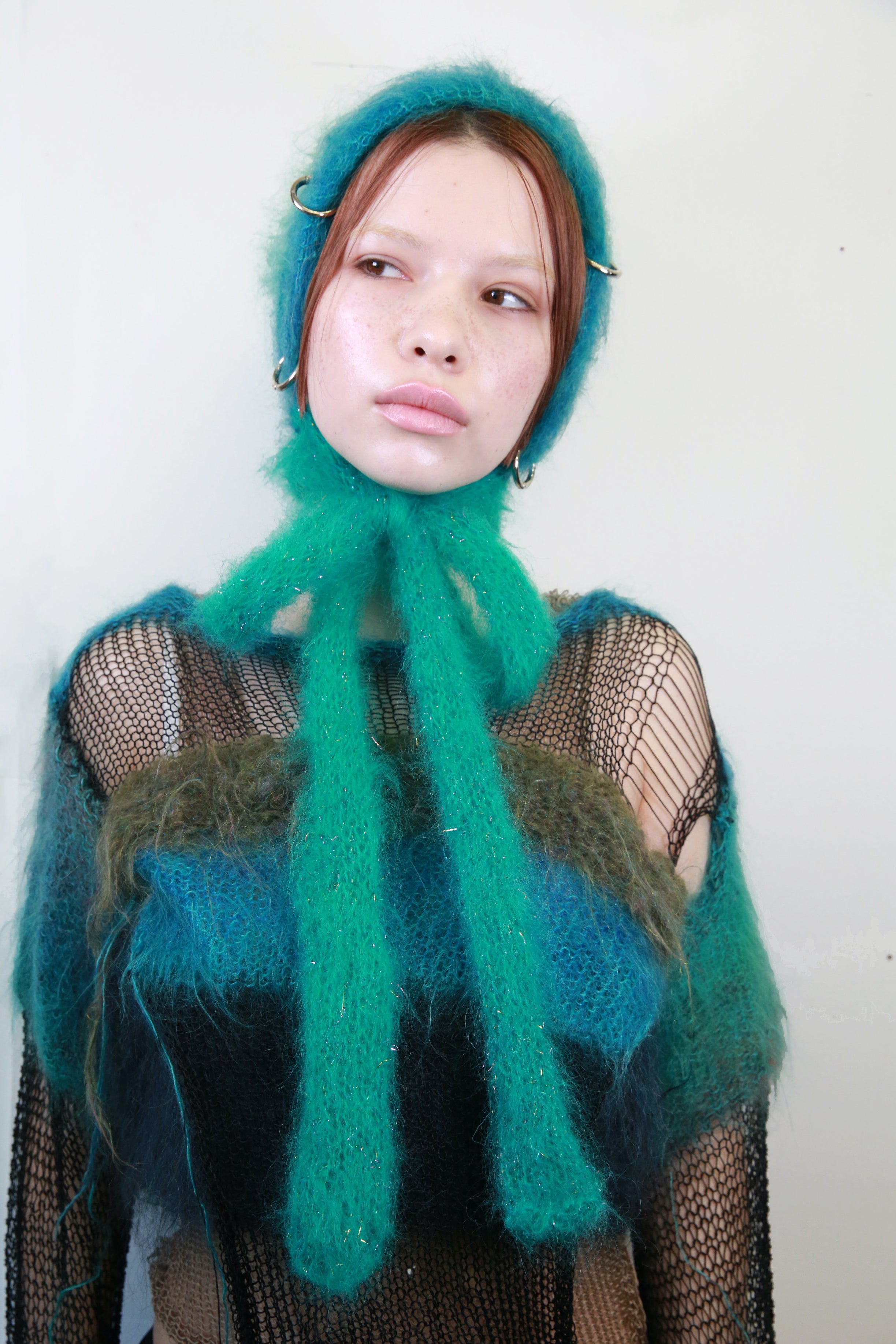 SEA GREEN PIERCING BONNET