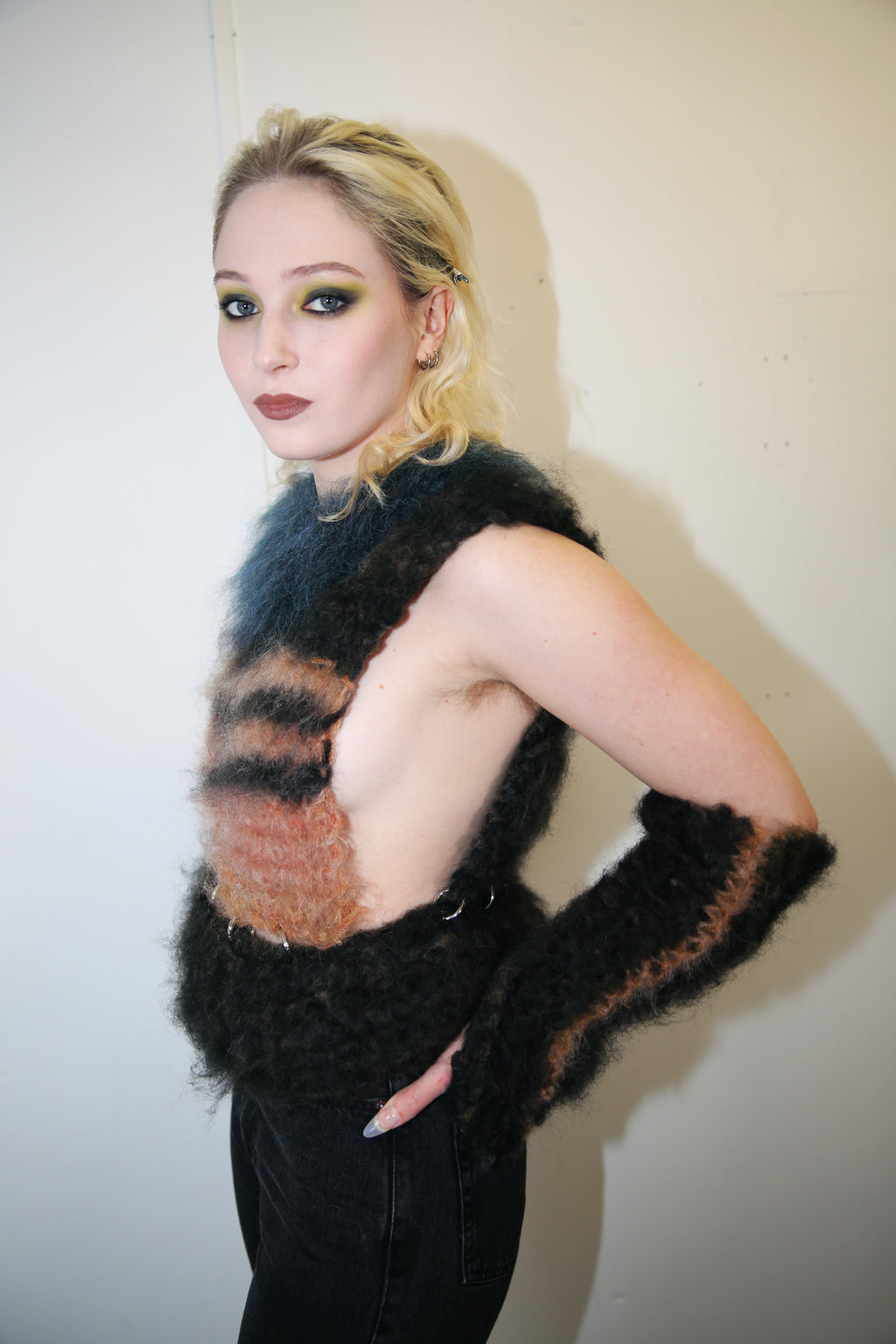 DRAWING THE LINE PIERCING VEST