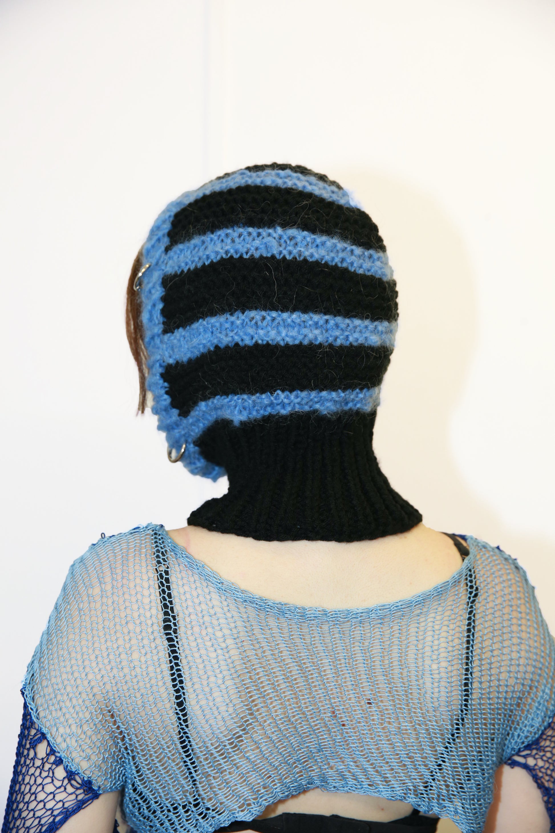 SERENITY BLUE & BLACK PIERCING BALACLAVA