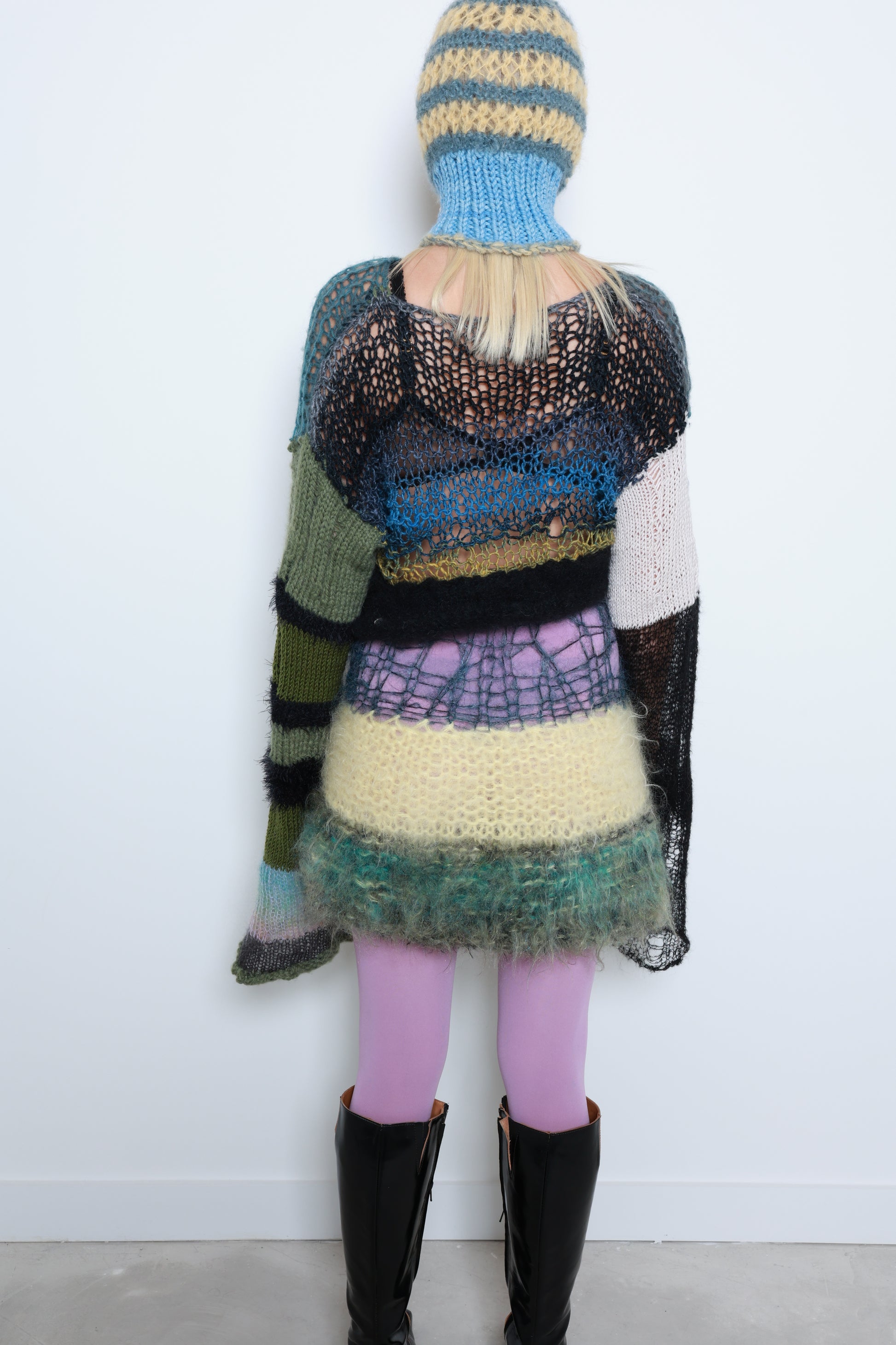 SPLIT PERSONALITY CROPPED JUMPER