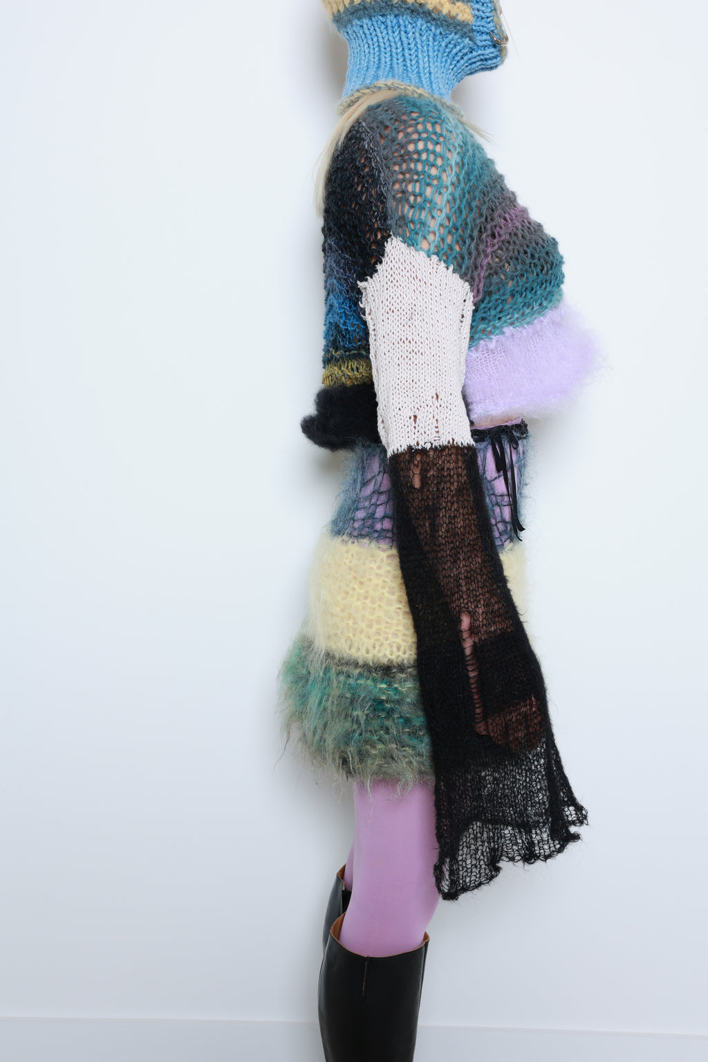 SPLIT PERSONALITY CROPPED JUMPER