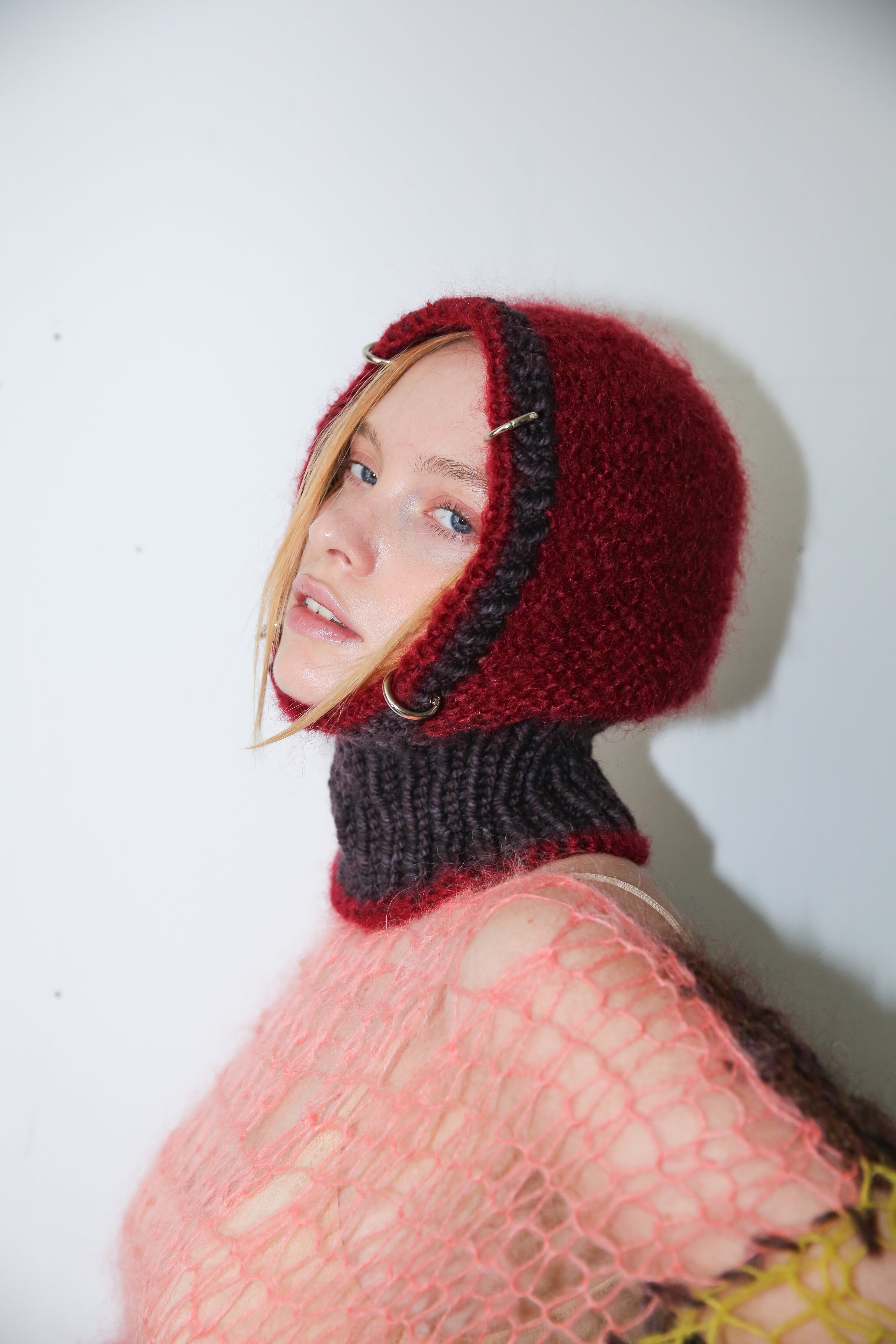 CLARET & PURPLE-BROWN PIERCING BALACLAVA
