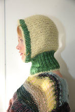 Load image into Gallery viewer, GREEN &amp; VANILLA PIERCING BALACLAVA
