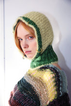 Load image into Gallery viewer, GREEN &amp; VANILLA PIERCING BALACLAVA
