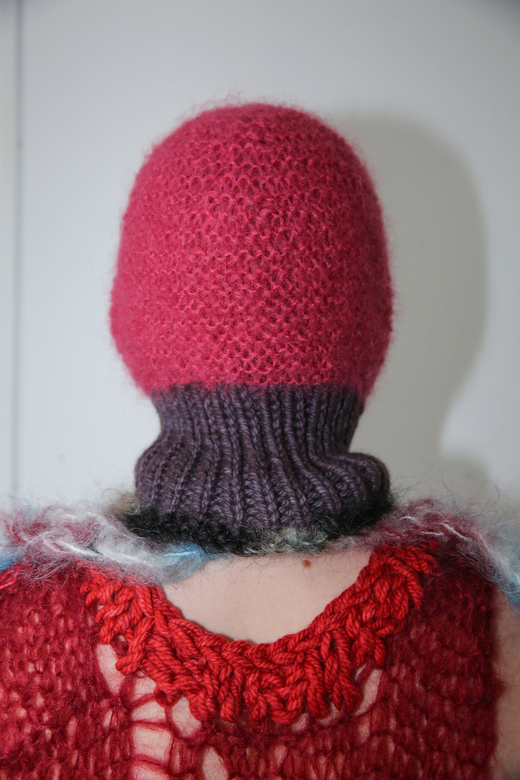 RASPBERRY & SPACE DYE DARK MELANGE BALACLAVA (SILVER RING VERSION)