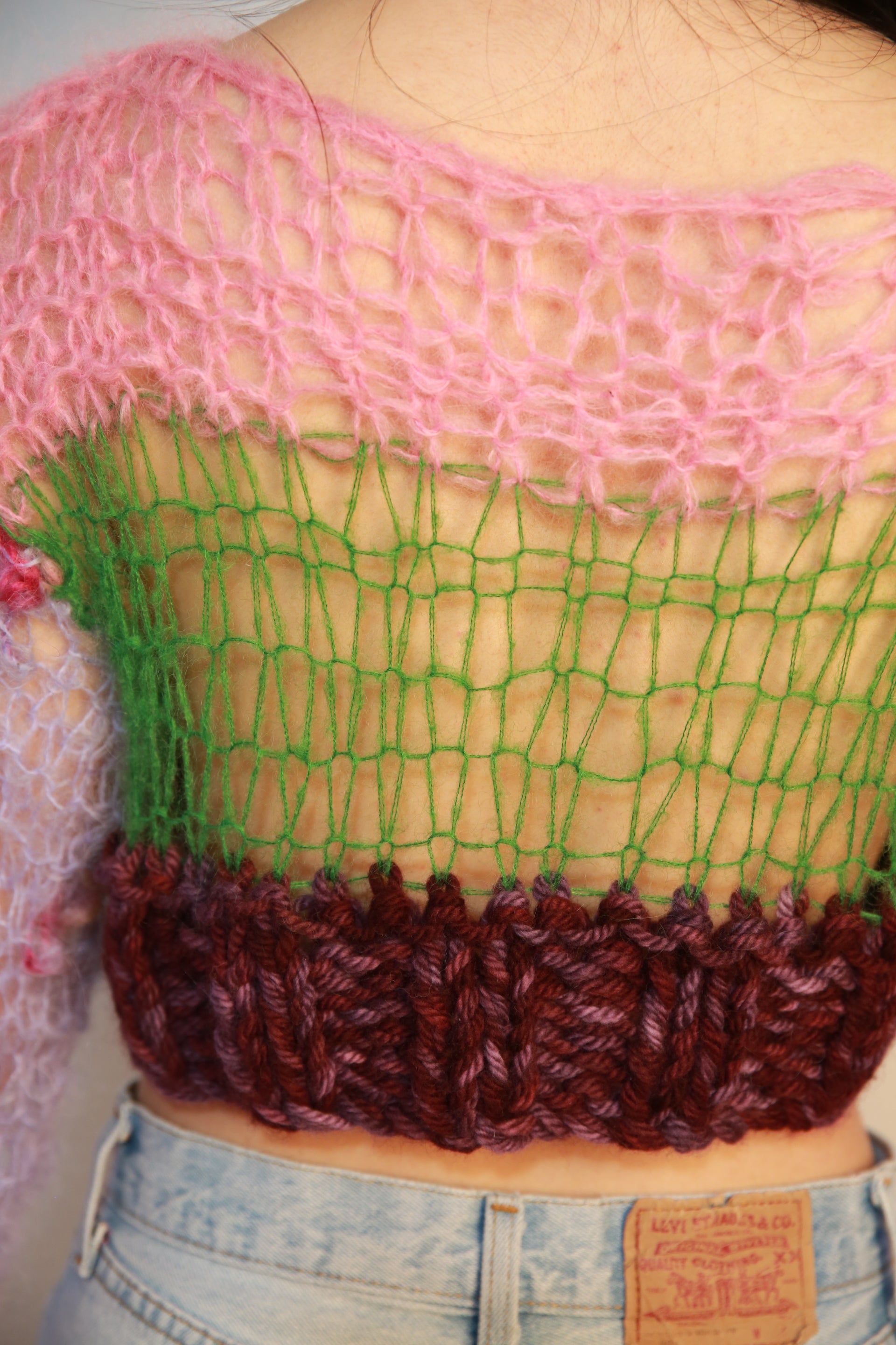 DOZING ROSES JUMPER