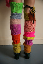 Load image into Gallery viewer, MULTICOLOUR LEGWARMERS |
