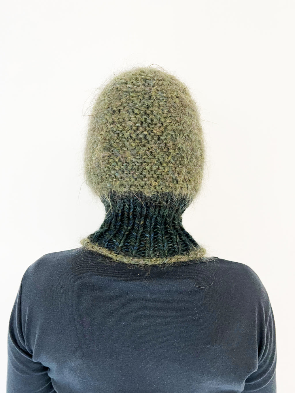 DARK GREEN & NAVY PIERCING BALACLAVA