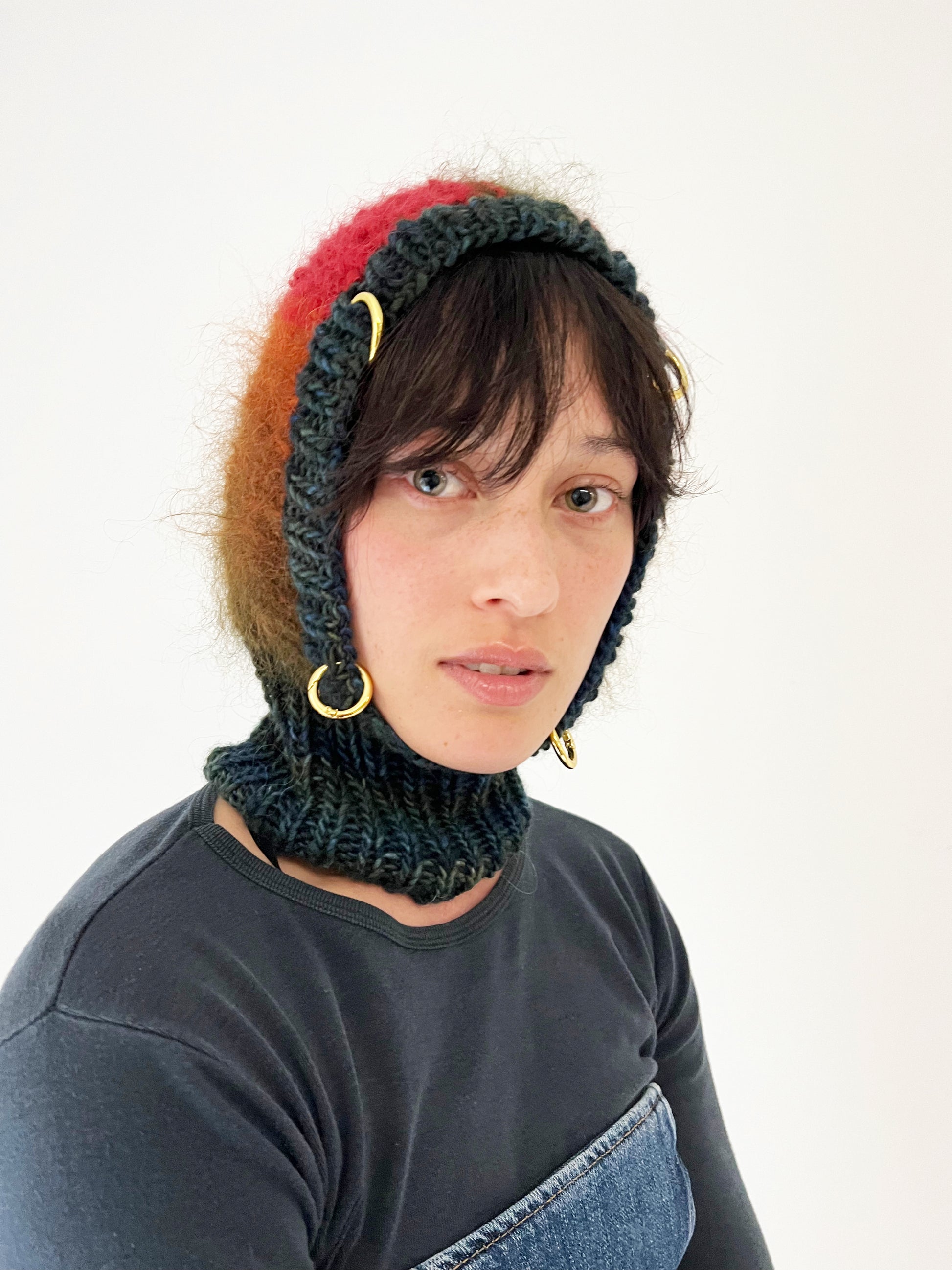 RED OMBRE & PEACOCK BLUE PIERCING BALACLAVA