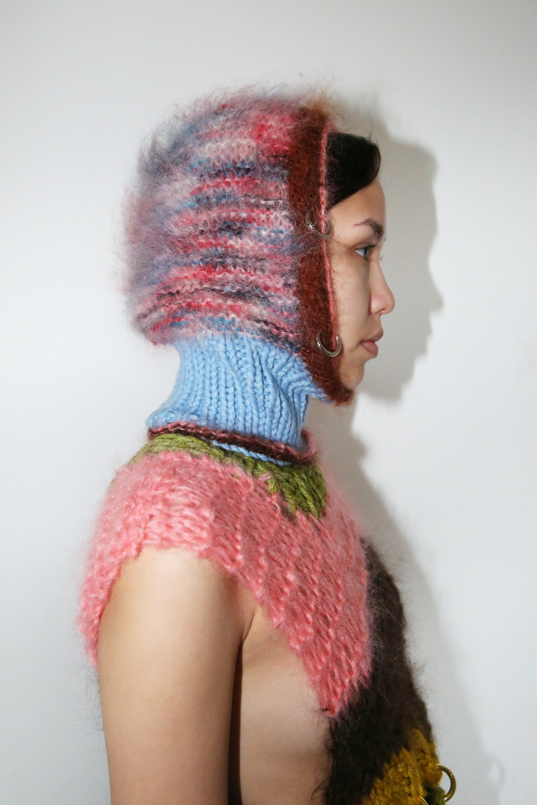 SPACE DYE, PINK, RED-BROWN AND BLUE PIERCING BALACLAVA