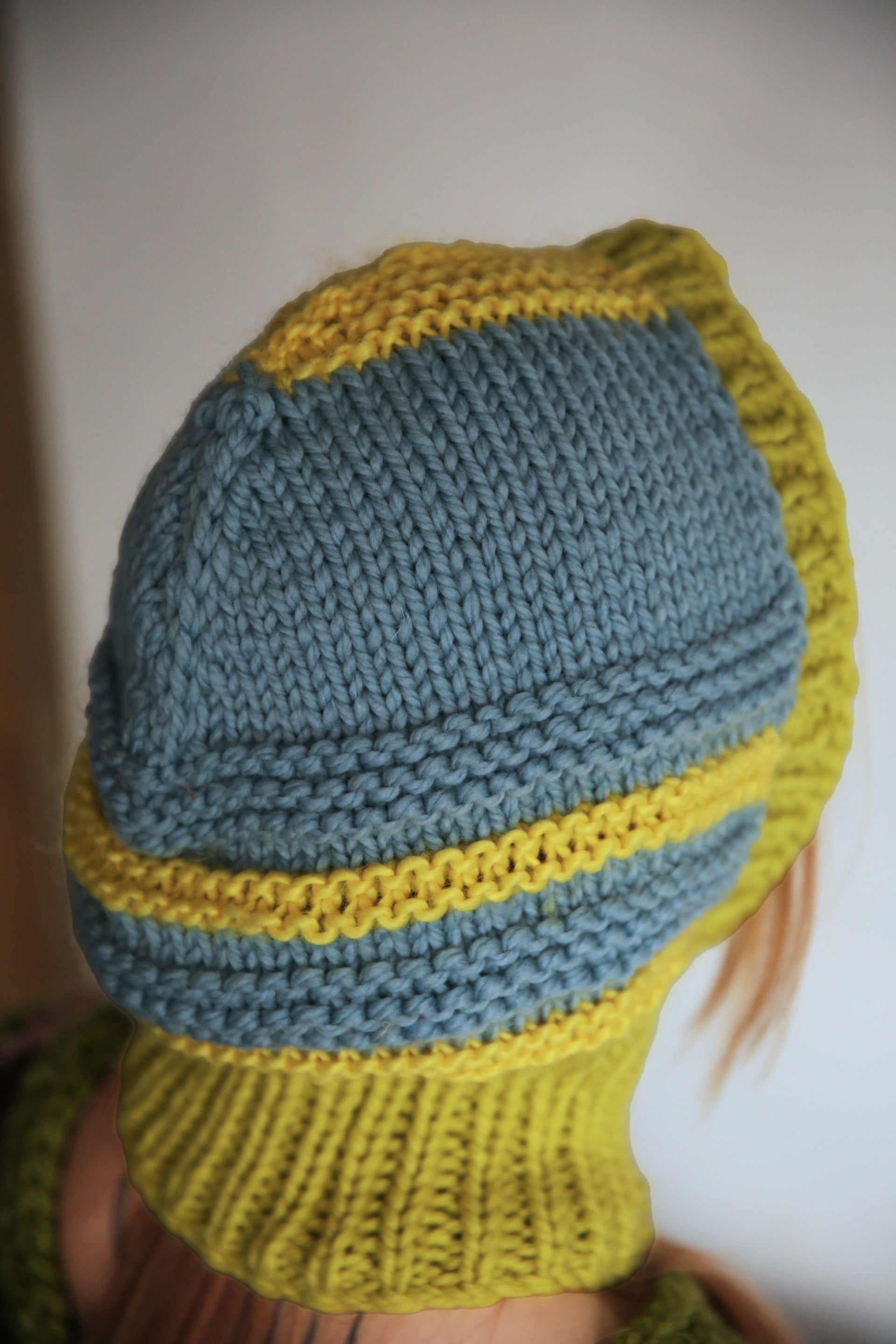 CITRON, BANANA AND SKY MERINO BALACLAVA