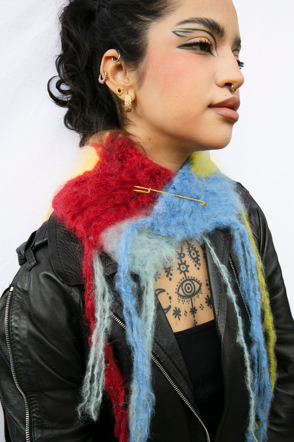 FUZZY TASSLE MOHAIR SCARF