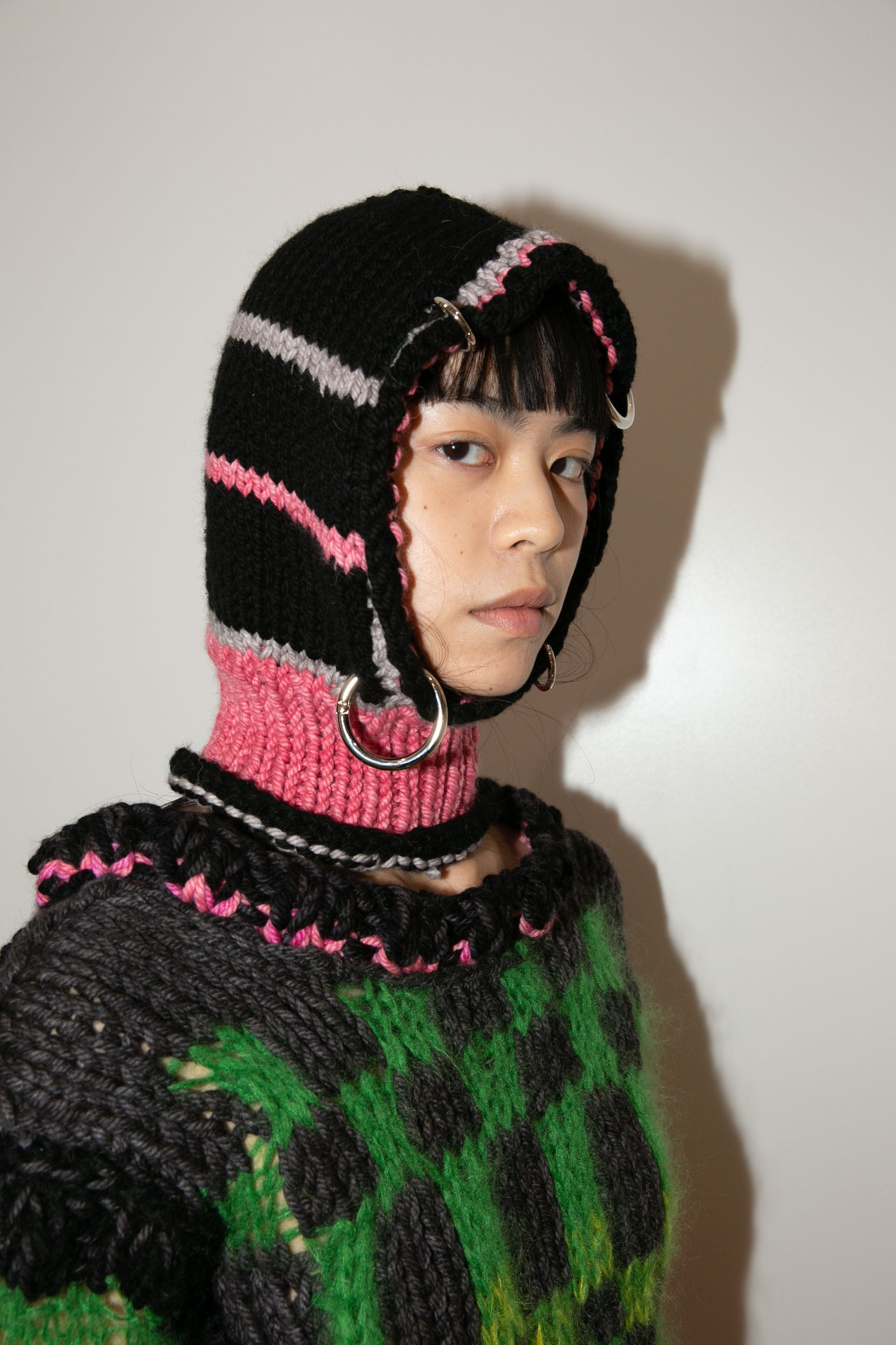BLACK, HOT PINK & LIGHT GREY HEAVYWEIGHT PIERCING BALACLAVA